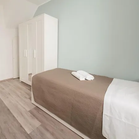 Apartment Sarahouse Relax A Due Passi Dal Mare *
