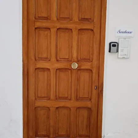 Sarahouse Relax A Due Passi Dal Mare Apartment