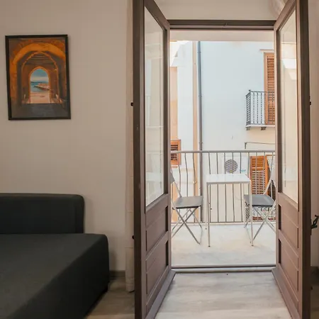 Sarahouse Relax A Due Passi Dal Mare Cefalu